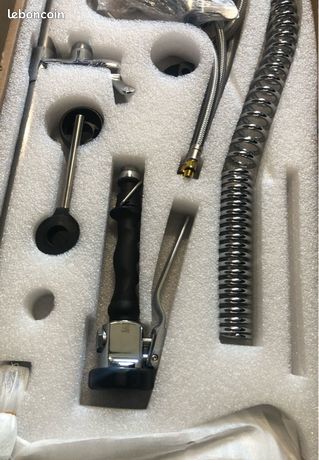 Douchette pro avec col