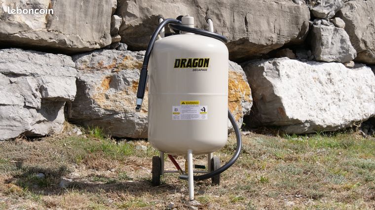 DRAGON DECAPAGE 76L Sableuse Aérogommeuse à Pression Pro Compacte Mobile Efficace Idéale pour Décapage Bois Métal Pierre Rénovation Mobilier Carrosserie en France