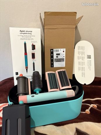 Dyson airwrap