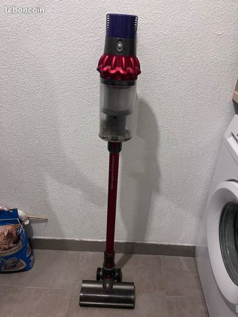 Dyson v10