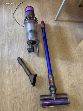 Dyson V11 Absolute