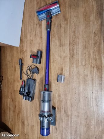 Dyson v11 avec batterie clipsable