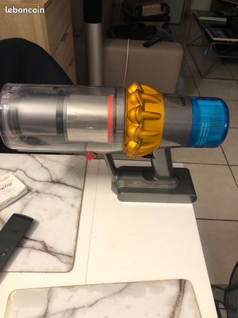 Dyson v15 S submarine