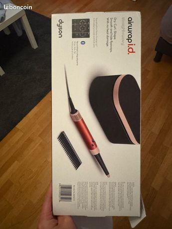 Dyson airwrap