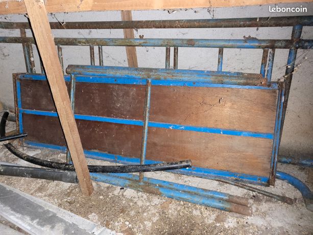 Échafaudage d'interieur