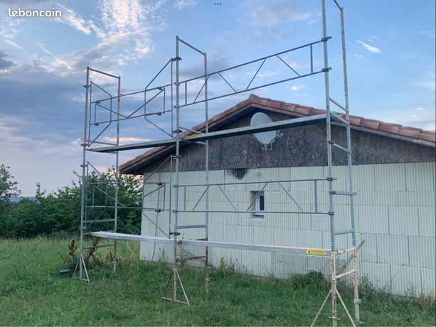 Echafaudage de maçon d’occasion
