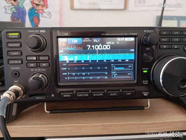 échange ICOM IC 7300
