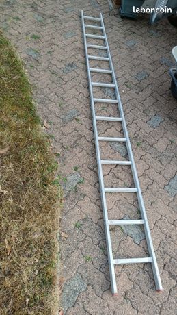 Échelle 4m10Très peu servie