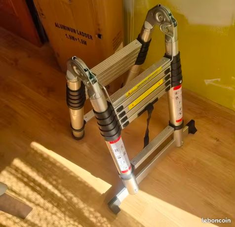 Échelle télescopique pliable légère aluminium 38m