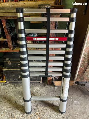 échelle télescopique pliable