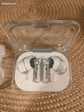 Écouteurs Nothing Ear 2024