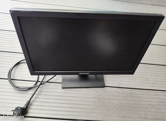 Ecran 19 pouces Hikvision