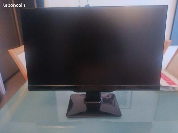 Écran 23 pouces