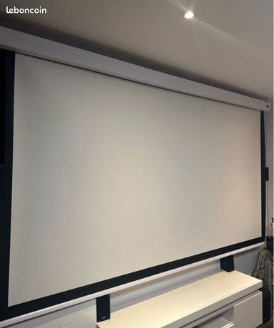 Écran de projection motorisé Celexon Pro Plus 140 280 x 210 cm