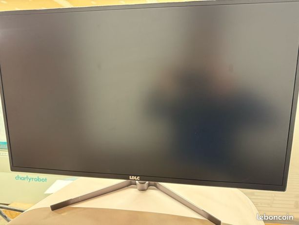 Écran lcd moniteur 32 pouces