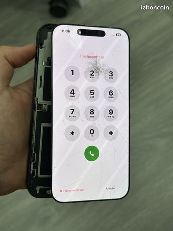 Écran pour iPhone 16 Pro Max cassé