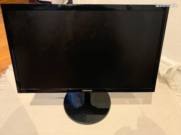 Écran Samsung 22 pouces