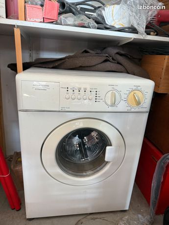 Electromenage seche linge tres peut servi