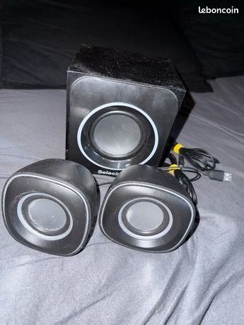 Enceinte filaire pour ordinateur avec caisson de basse