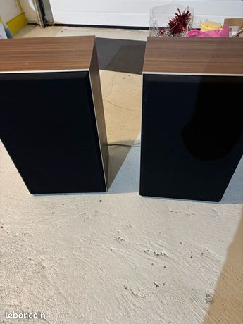 Enceintes à câble