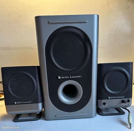 Enceintes Altec Lansing 221