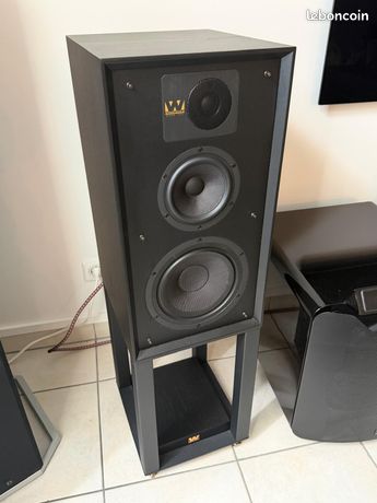 Enceintes colonne Wharfedale Linton Noir