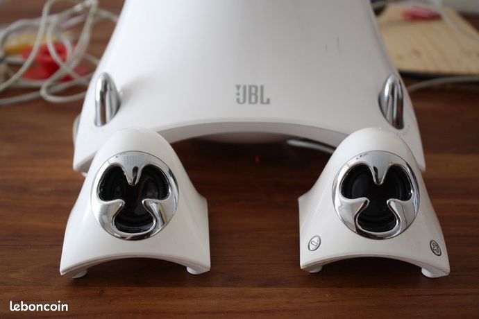 Enceintes JBL