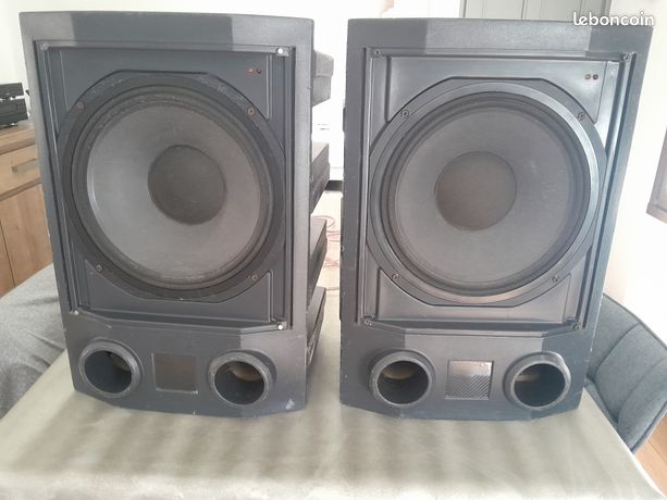 Enceintes sono wharfedale force 9P professional