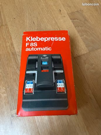 Encolleuse pour film super 8