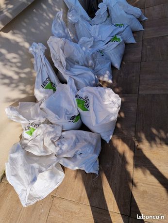 Enlever des sacs de sable