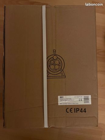 Enrouleur 4 prises 25mètres NEUF fil 2.5mm2