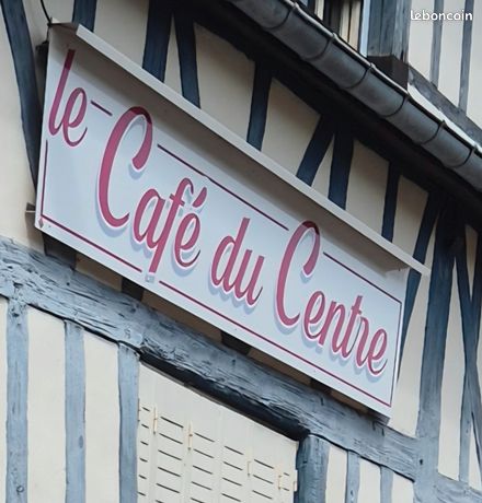 Enseigne Commerce Lumineuse "Café du Centre"