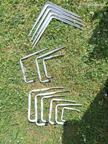 Ensemble de crochets et équerres