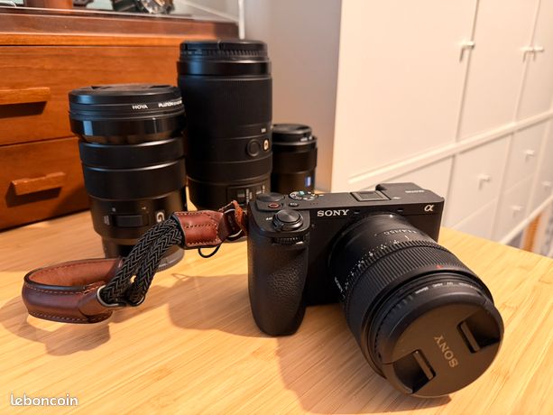 Ensemble Photo/Vidéo Sony A6700 APS-C + 4 Objectifs G et Zeiss