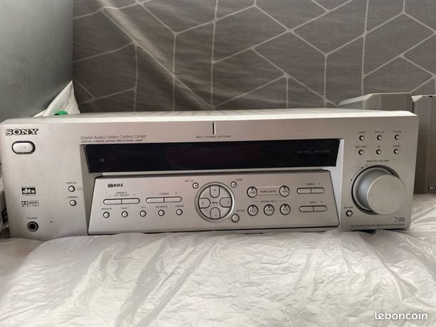 Ensemble Sony home cinéma ampli 5.1 + caisson basse et 5 HP