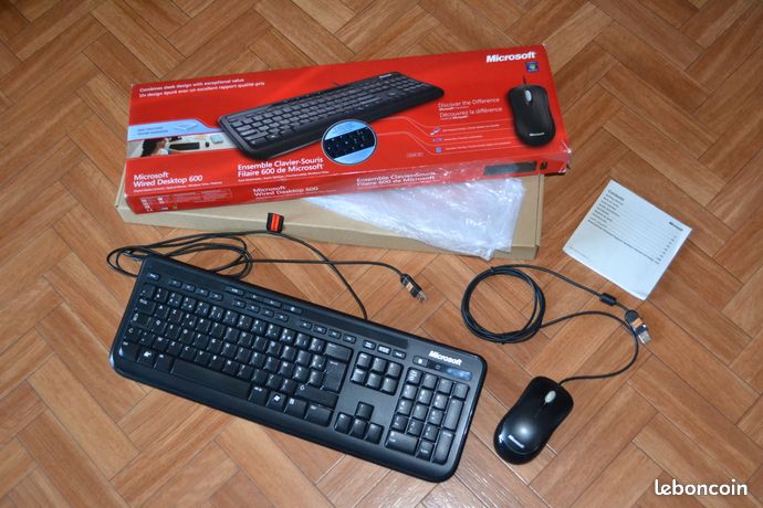 Ensemble Clavier & Souris filaire Microsoft 600 Desktop