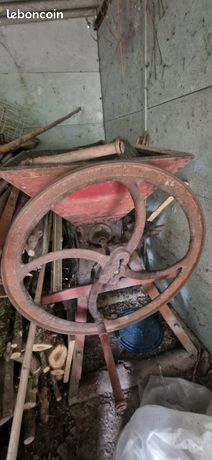 Ensemble pressoir broyeur