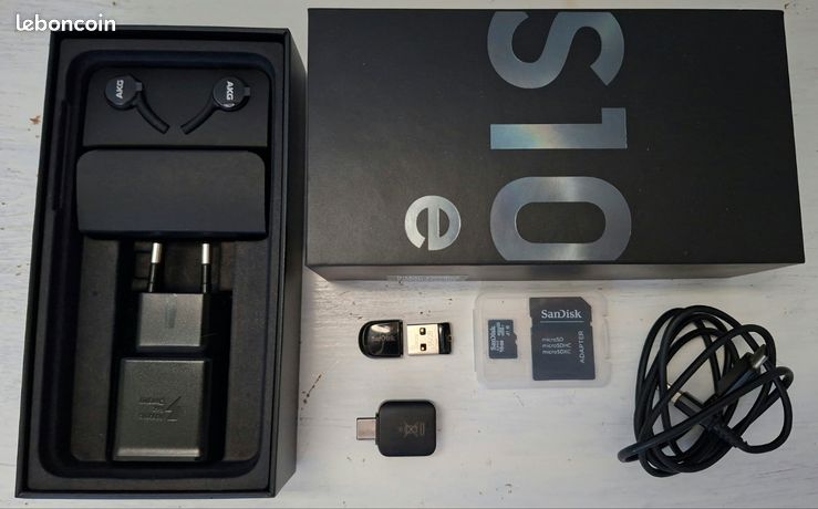 [ possible] Boite + accessoires Samsung 10e