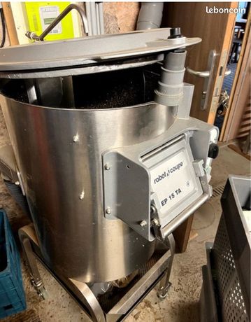 Éplucheuse à pomme de terre robot-coupe