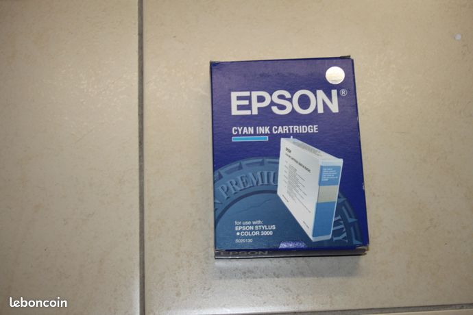 EPSON STYLUS PRO 3000 ENCRE cyan bleu n° SO20130