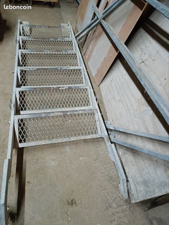 Escalier acier galvanisé - 6 marches