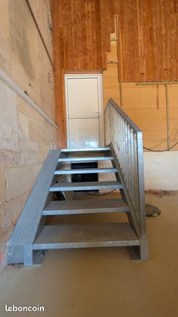 Escalier acier galvanisé
