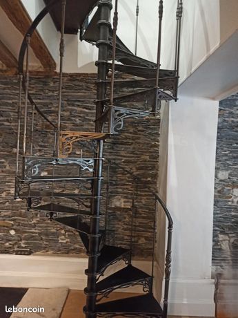 Escalier colimaçon 1900