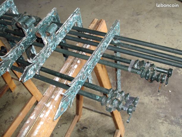 Espagnolettes pentures équerres