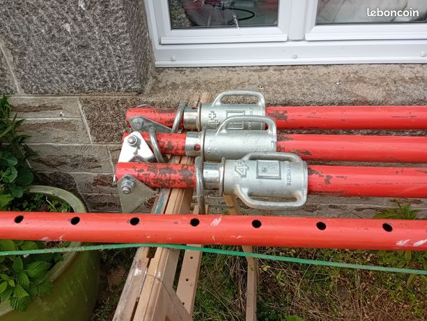 Étai tirant poussant