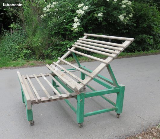 Etal de marché en bois