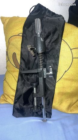 Étau pour tête malléable