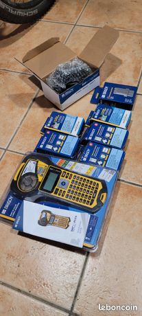 Étiqueteuse Brady bmp 21 avec accessoires