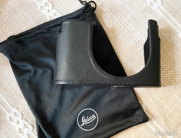 étui en cuir pour Leica