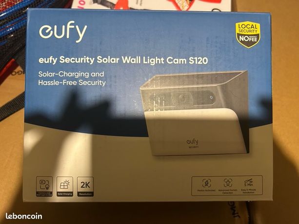 Eufy Security Solar Wall Light Cam S120 caméra de sécurité solaire extérieure sans fil 2K alimentation permanente éclairage activé par le mouvement IA IP65 projecteur sans frais